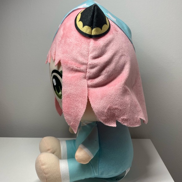 Anya Forger SPYxFAMILY Plush Furyu - Picture 4 of 5